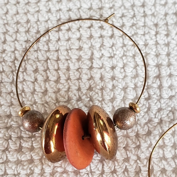Brown and Gold earrings - Picture 1 of 2